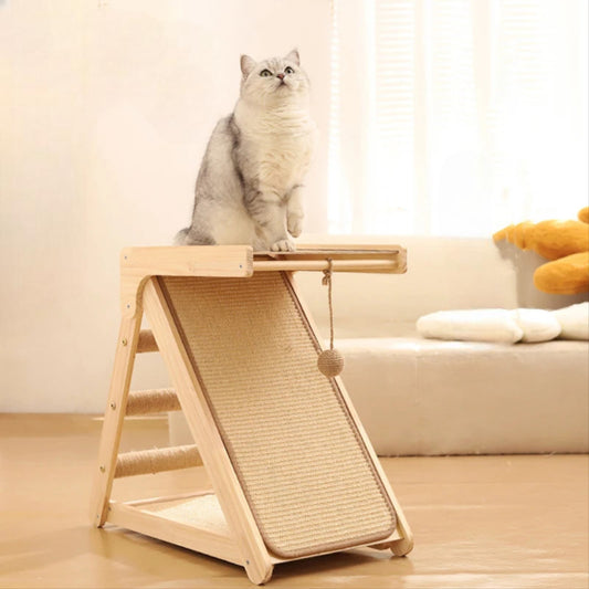 Königsplatz | Katzenhang aus Holz mit Kratzfeld